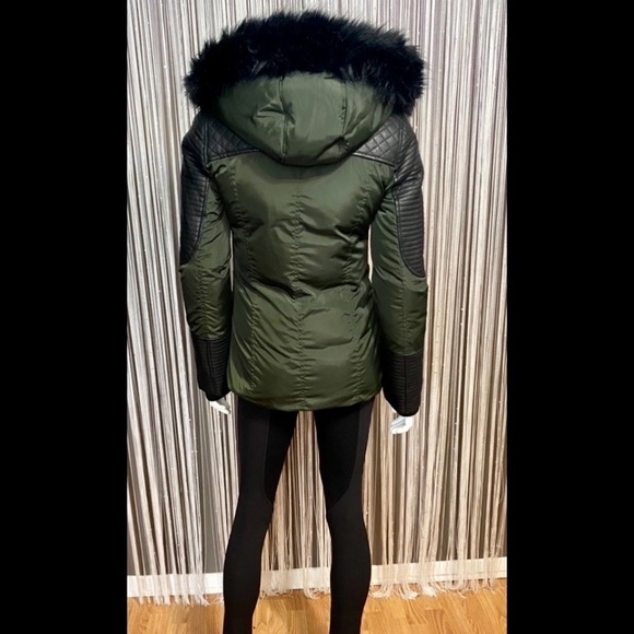 🔻SALE🔻STORM MOUNTAIN🔹NEW (NWOT) - Picture 5 of 10